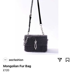 Grey Sherpa bag with Chain and thick strap